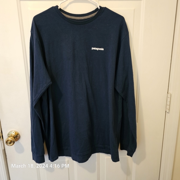 Patagonia long sleeve responsibility t shirt - Picture 3 of 8